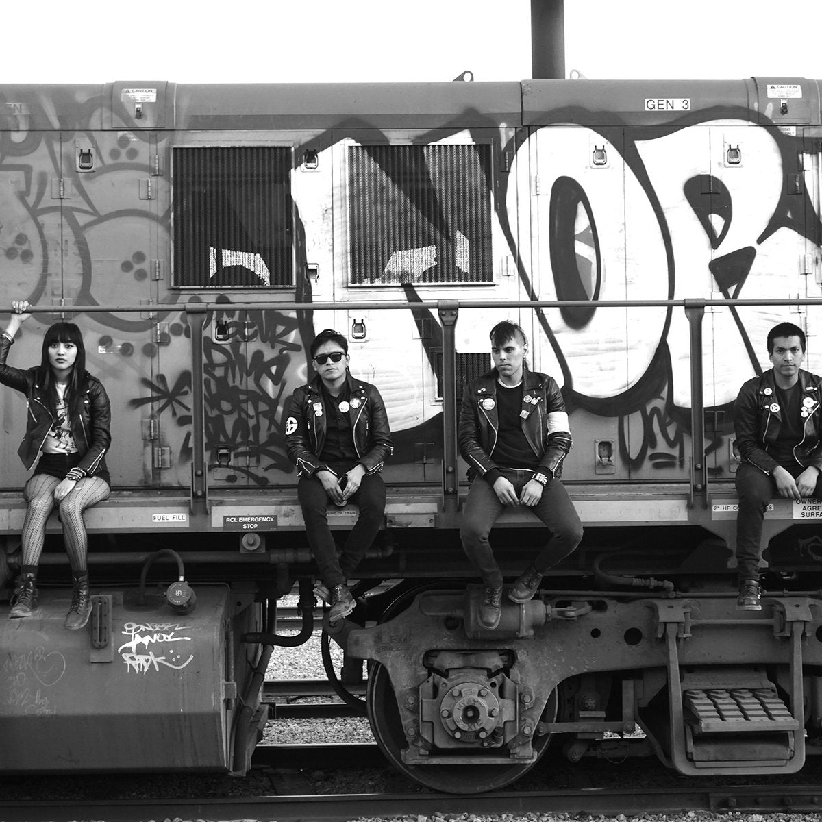 Generacion Suicida - Sombras